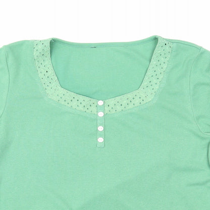 Preworn Womens Green Polyester Basic T-Shirt Size M Square Neck