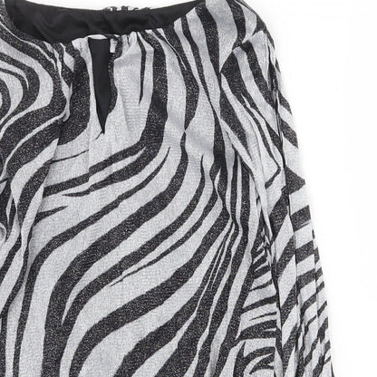 Preworn Womens Silver Animal Print Polyester Basic Blouse Size 8 Boat Neck