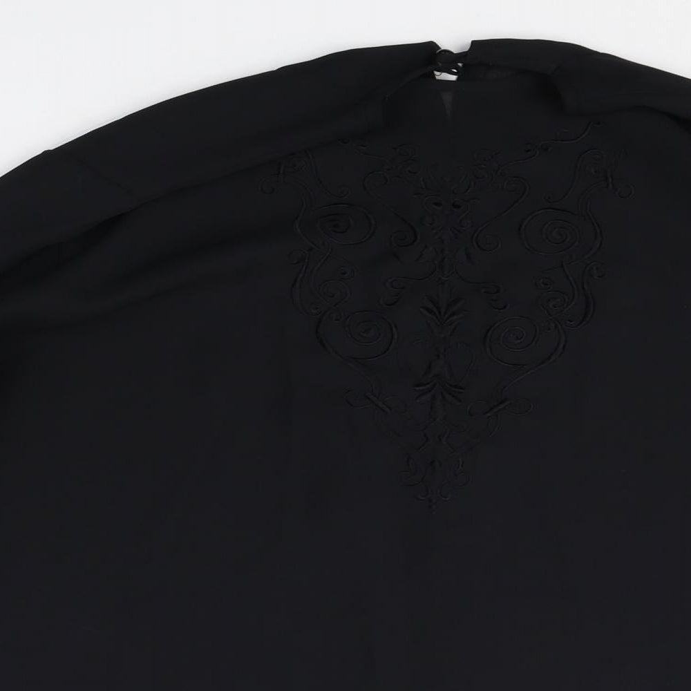 Preworn Womens Black Polyester Basic Blouse Size 18 Round Neck