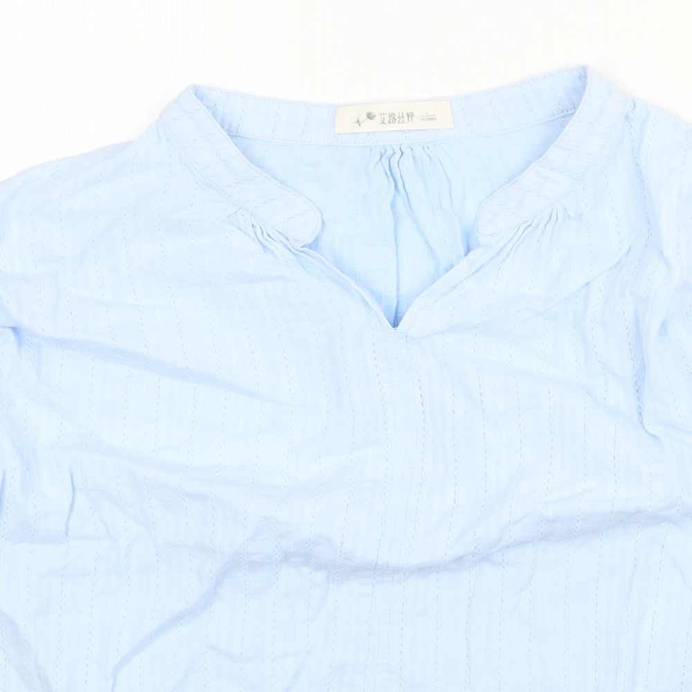 Preworn Womens Blue Cotton Basic T-Shirt Size L V-Neck - Crochet Trim