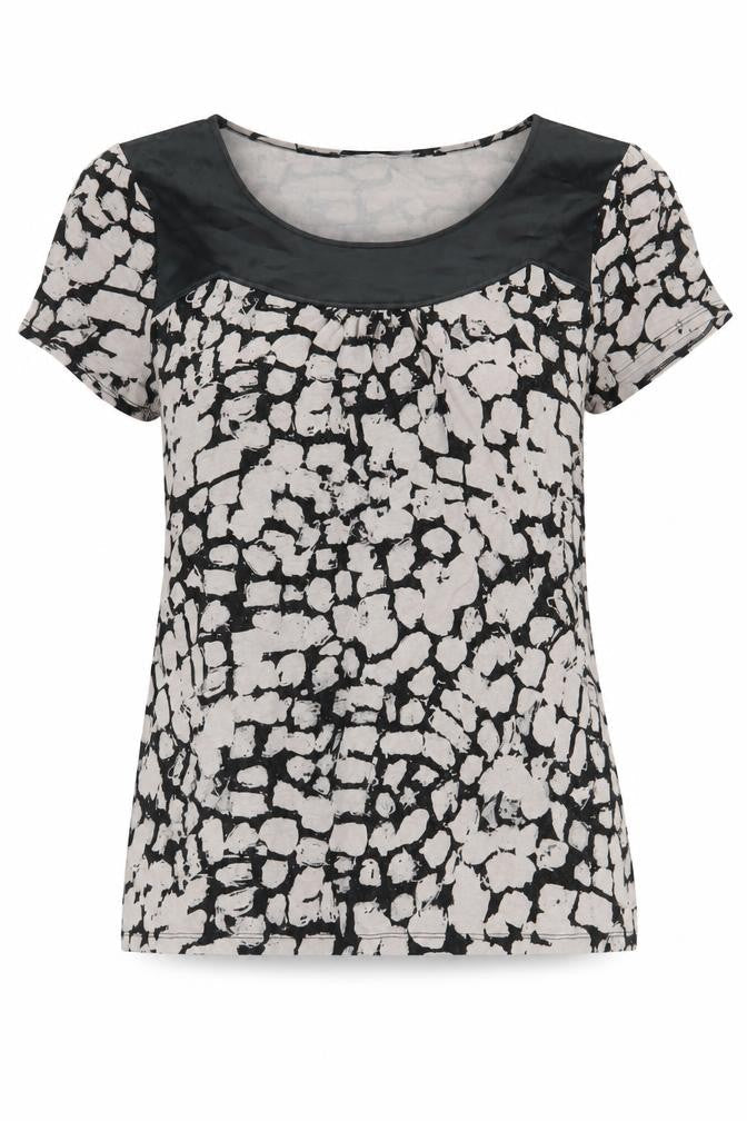 Marks & Spencer Womens Black Geometric Viscose Basic Blouse Size 12 Round Neck