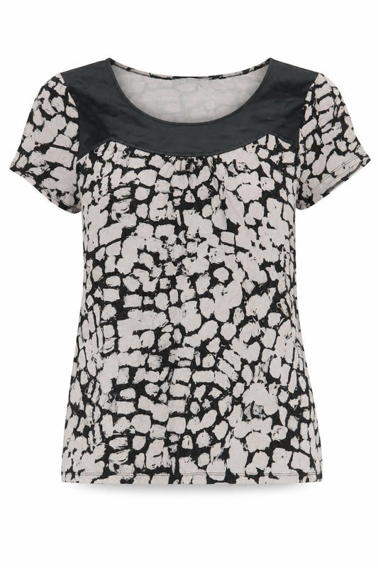 Marks and Spencer Womens Black Geometric Viscose Basic Blouse Size 12 Round Neck