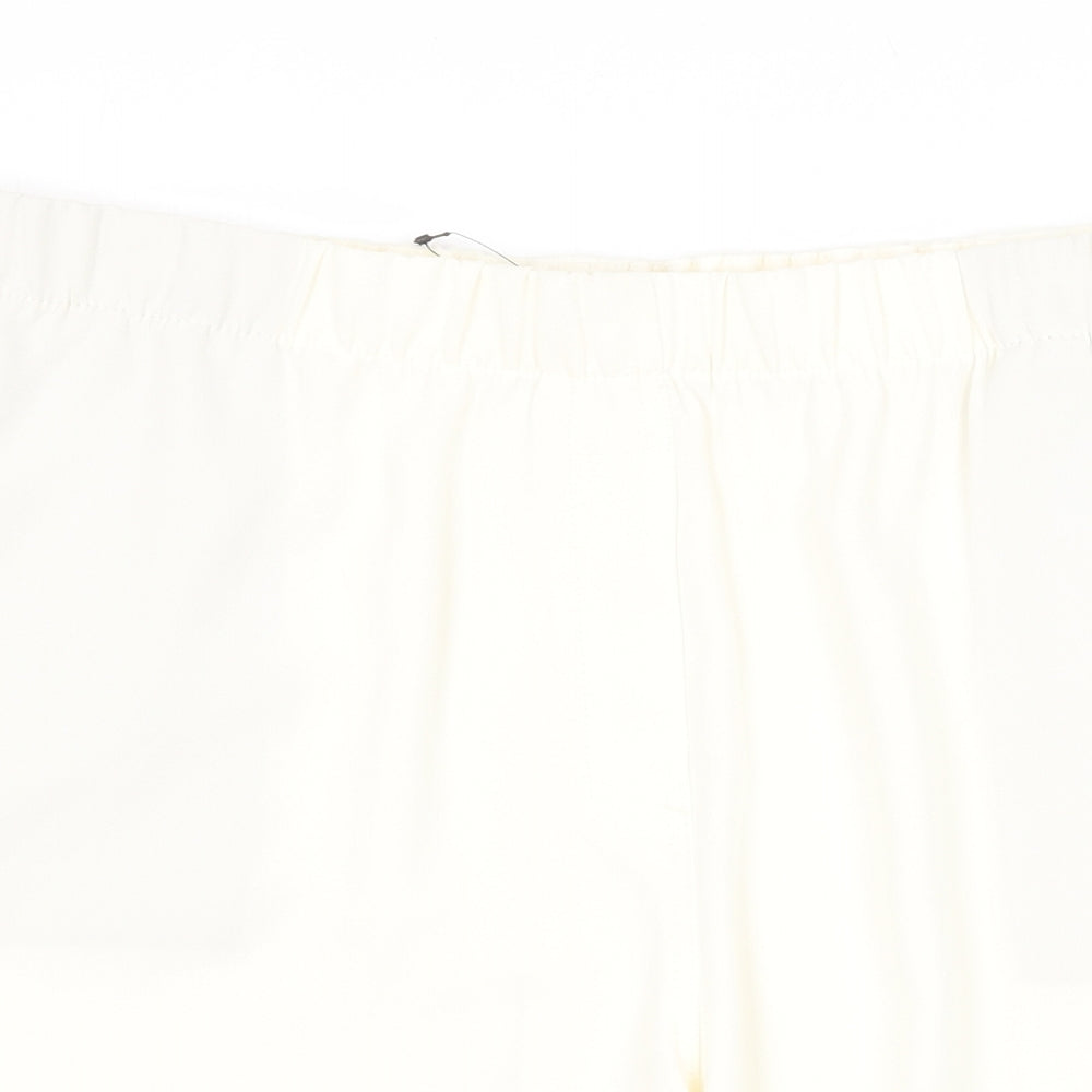 Marks and Spencer Womens Ivory Polyester Basic Shorts Size 20 Regular Pull On