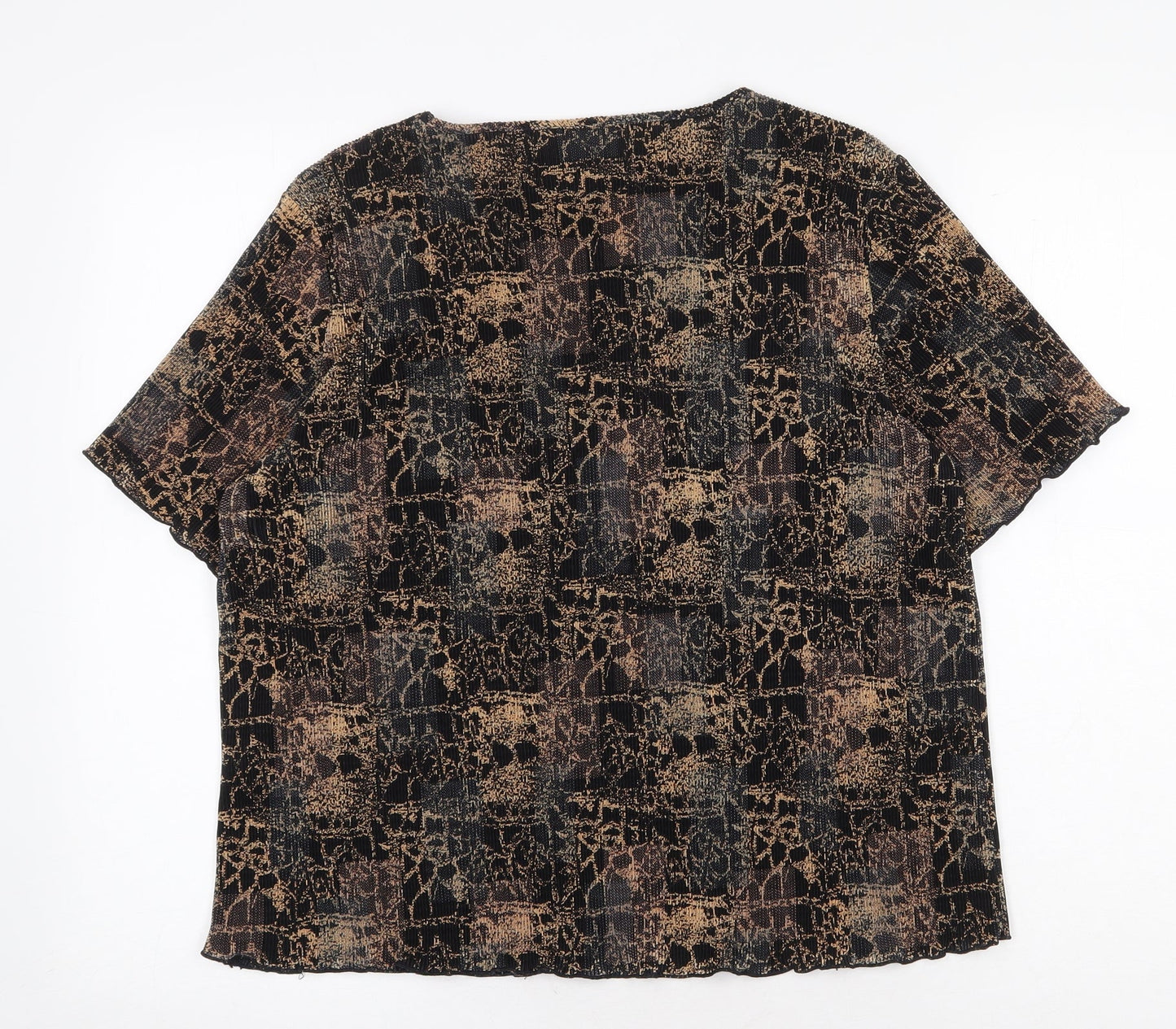 Preworn Womens Black Geometric Polyester Basic T-Shirt Size M Round Neck