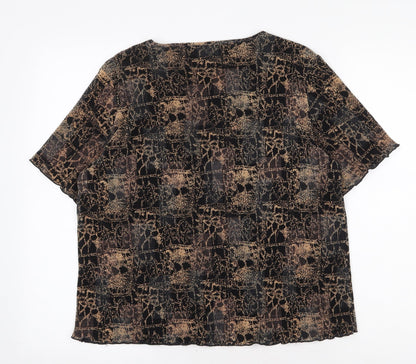Preworn Womens Black Geometric Polyester Basic T-Shirt Size M Round Neck