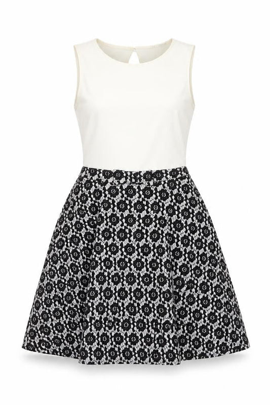 Miss Selfridge Womens Black Floral Polyester Fit & Flare Size 8 Round Neck Button