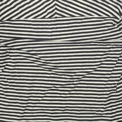 Preworn Womens Black Striped Polyester Basic Blouse Size M Scoop Neck