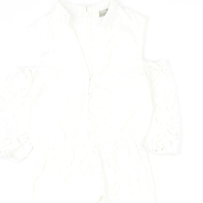 Close-up detail of ASOS women’s ivory polyester a-line, size 4XL, v-neck zip
