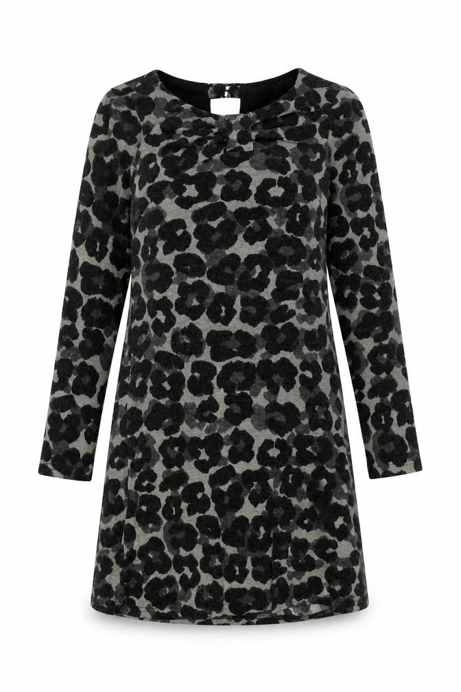 Vegas Womens Black Animal Print Acrylic A-Line Size S Round Neck Pullover - Leopard Pattern Size S/M