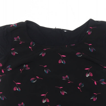 Preworn Womens Black Geometric Polyester Basic T-Shirt Size S Scoop Neck