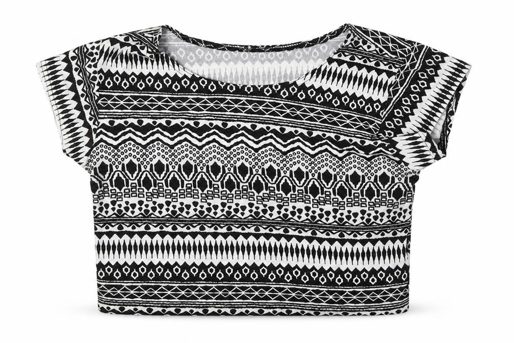 Cameo Rose Womens Black Geometric Polyester Cropped T-Shirt Size M Boat Neck