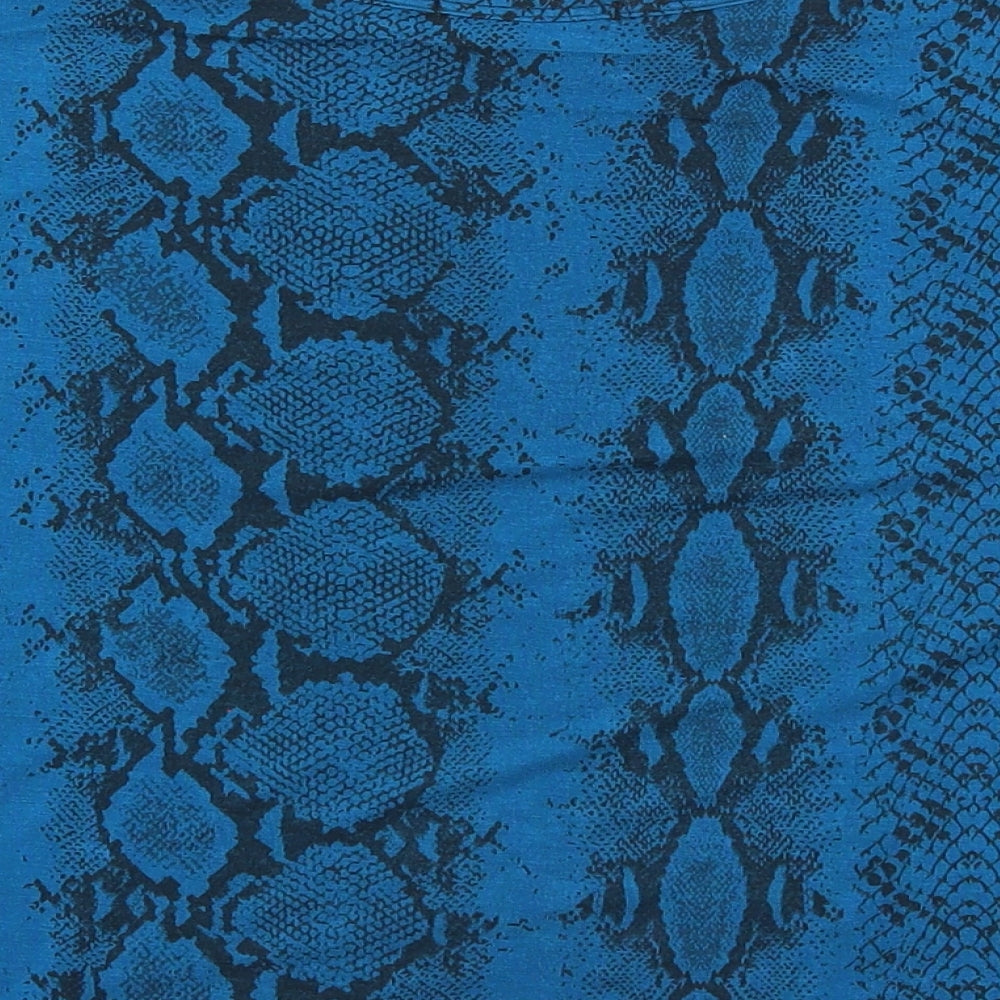 PRETTYLITTLETHING Womens Blue Geometric Viscose Cropped T-Shirt Size 14 Round Neck