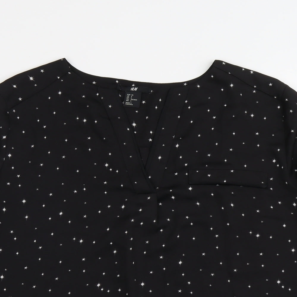 H&M Womens Black Geometric Polyester Basic Blouse Size 8 V-Neck - Star Pattern