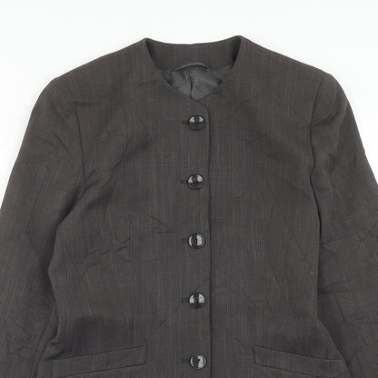 Close-up detail of C&A women’s grey polyester jacket blazer, size UK 12