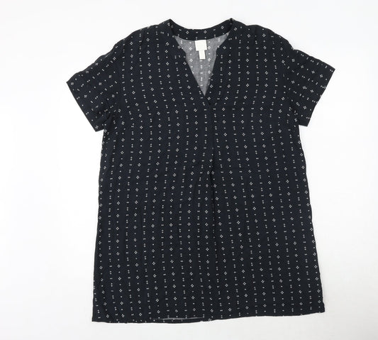 H&M Womens Black Geometric Viscose A-Line Size 8 V-Neck Pullover