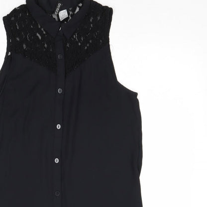 Close-up detail of Divided by H&M women’s black polyester basic button-up, size UK 10, collared - lace detail
