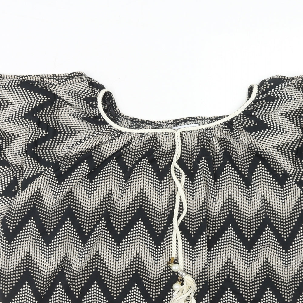 Blue vanilla Womens Black Geometric Polyester Basic Blouse Size S Round Neck