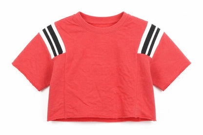 Front view of Bershka girls’ red striped cotton cropped t-shirt, size S, round neck pullover