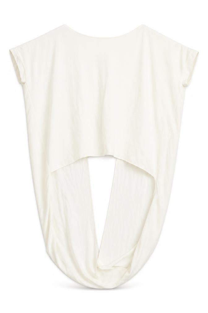Zara Womens Ivory Polyester Basic Blouse Size M Round Neck - Dipped Hem