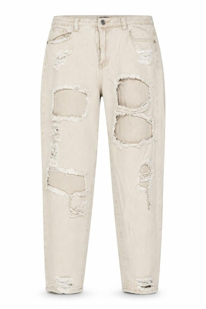 Front view of Missguided women’s beige cotton mom jeans, size UK 12, regular zip