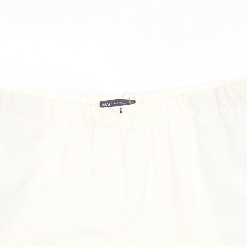 Marks and Spencer Womens Ivory Polyester Basic Shorts Size 20 Regular Pull On
