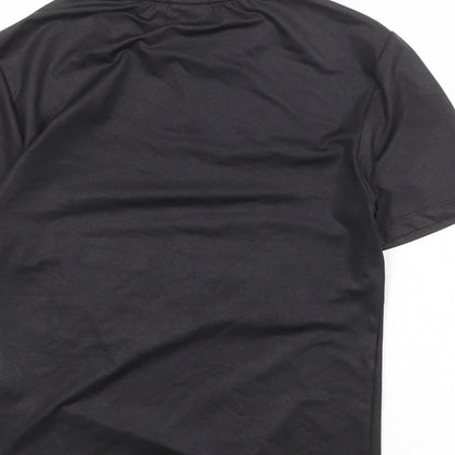 Brand and care label for ASOS women’s black polyester basic t-shirt, size S, round neck