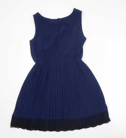 Back view of ASOS women’s blue colourblock polyester fit & flare, size UK 10, round neck button