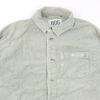 Close-up detail of BDG women’s green cotton basic button-up, size S, collared