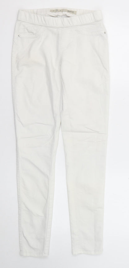 Additional front view of Denim & Co. women’s white cotton jegging jeans, size UK 6, regular