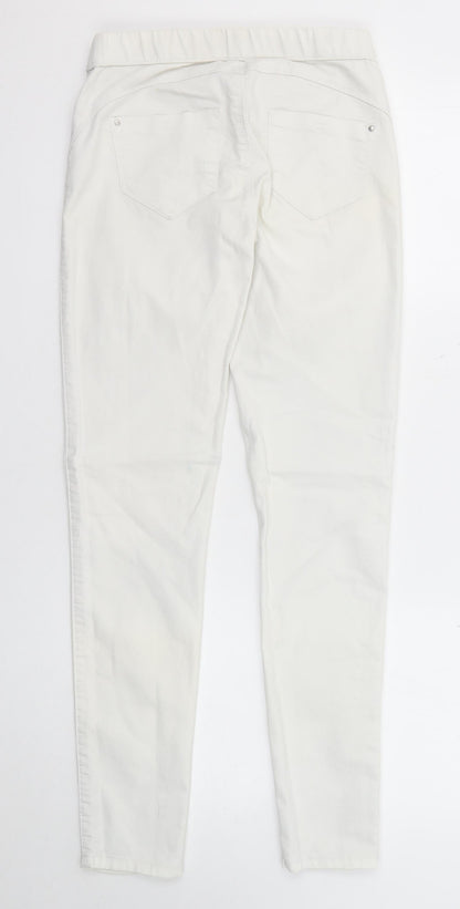 Back view of Denim & Co. women’s white cotton jegging jeans, size UK 6, regular