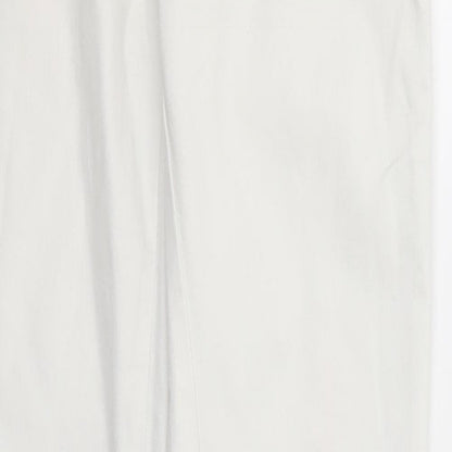 Close-up detail of Denim & Co. women’s white cotton jegging jeans, size UK 6, regular