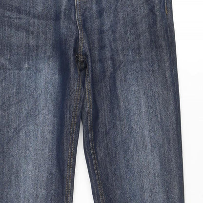 Close-up detail of Denim & Co. men’s blue cotton straight jeans, size 30, in regular button