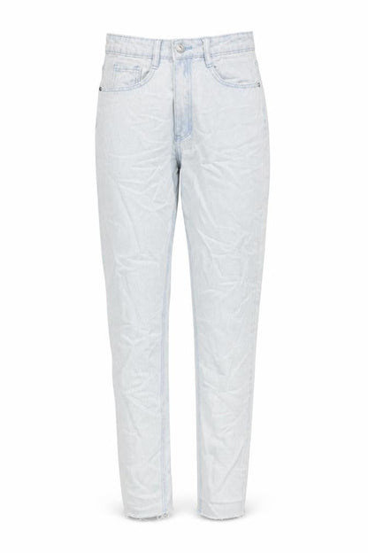 Front view of Missguided women’s blue cotton tapered jeans, size UK 8, regular zip
