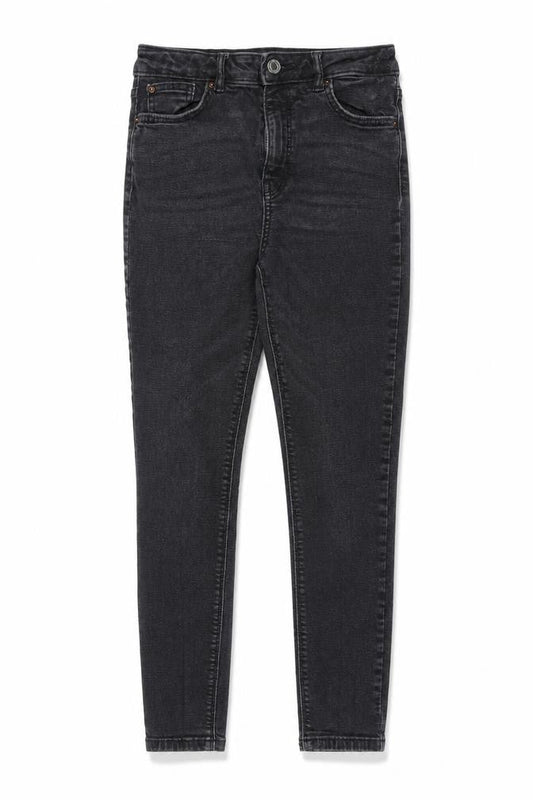 Front view of Denim & Co. women’s black cotton skinny jeans, size UK 10, 25-inch leg regular zip