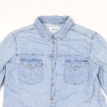 Close-up detail of Denim & Co. women’s blue cotton basic button-up, size UK 8, collared