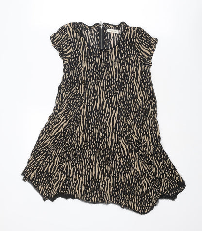 Additional front view of Silent + Noise women’s black geometric viscose basic blouse, size XS, round neck - asymmetric hem