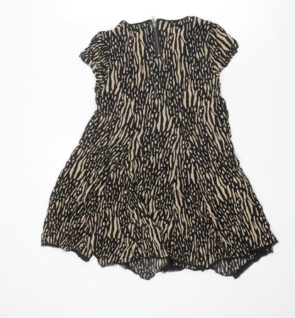 Back view of Silent + Noise women’s black geometric viscose basic blouse, size XS, round neck - asymmetric hem