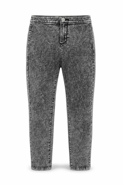 Front view of Denim & Co. girls’ grey cotton skinny jeans, size 9-10, years, 23-inch leg regular zip