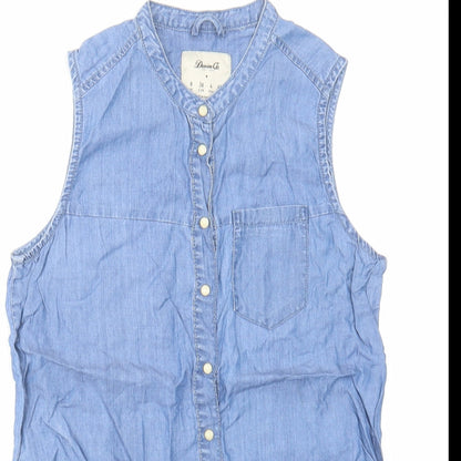 Close-up detail of Denim & Co. women’s blue cotton basic button-up, size UK 8, round neck