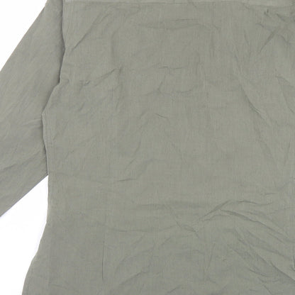 Brand and care label for Mexx men’s green cotton button-up, size S, collared button