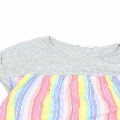 Close-up detail of Gap girls’ multicoloured striped cotton basic t-shirt, size 2XL, boat neck pullover