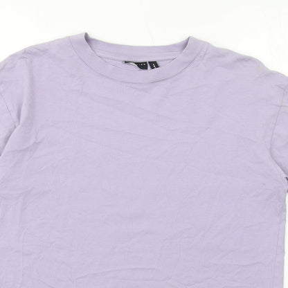 Close-up detail of ASOS women’s purple cotton basic t-shirt, size UK 4, crew neck