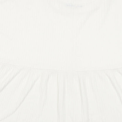 Boohoo Womens White Polyester Basic T-Shirt Size 8 Round Neck