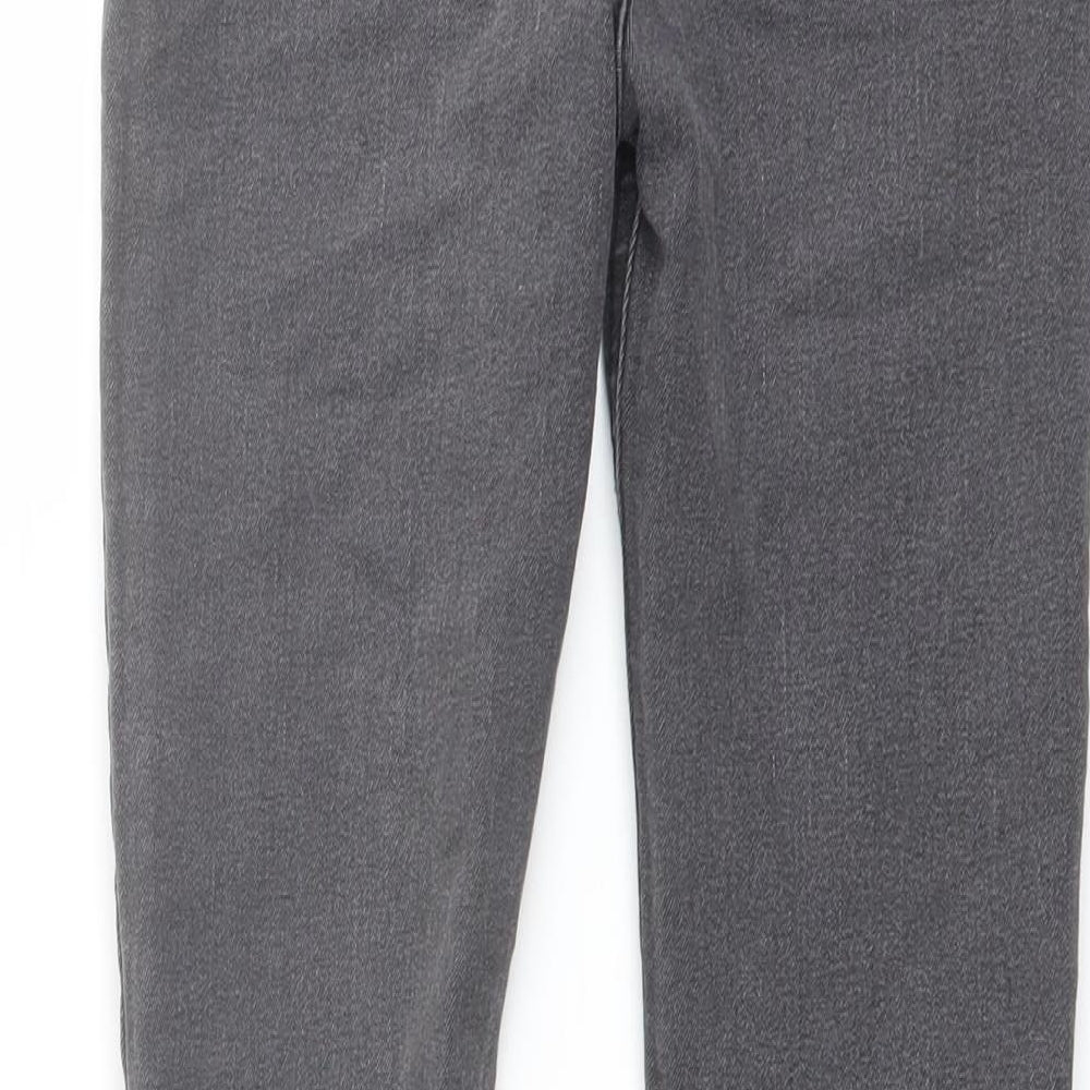 Brand and care label for Denim & Co. girls’ grey cotton skinny jeans, size 10-11, years regular pullover