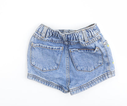 Back view of Denim & Co. girls’ blue geometric cotton hot pants shorts, size 2-3, years regular zip