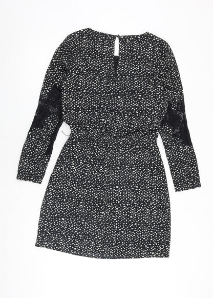 Limited Edition Womens Black Geometric Polyester A-Line Size 8 Round Neck Button