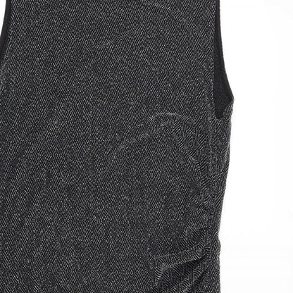 Close-up detail of IZABEL LONDON women’s black nylon a-line, size UK 16, round neck pullover