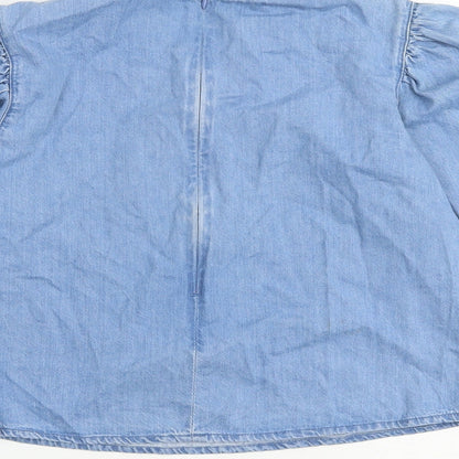 Brand and care label for Denim & Co. women’s blue 100% cotton basic blouse, size UK 8, high neck