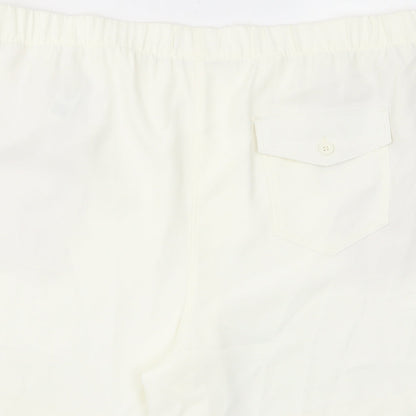 Marks & Spencer Womens Ivory Polyester Bermuda Shorts Size 20 L8 in Regular Pull On - Pockets, Elastic waist