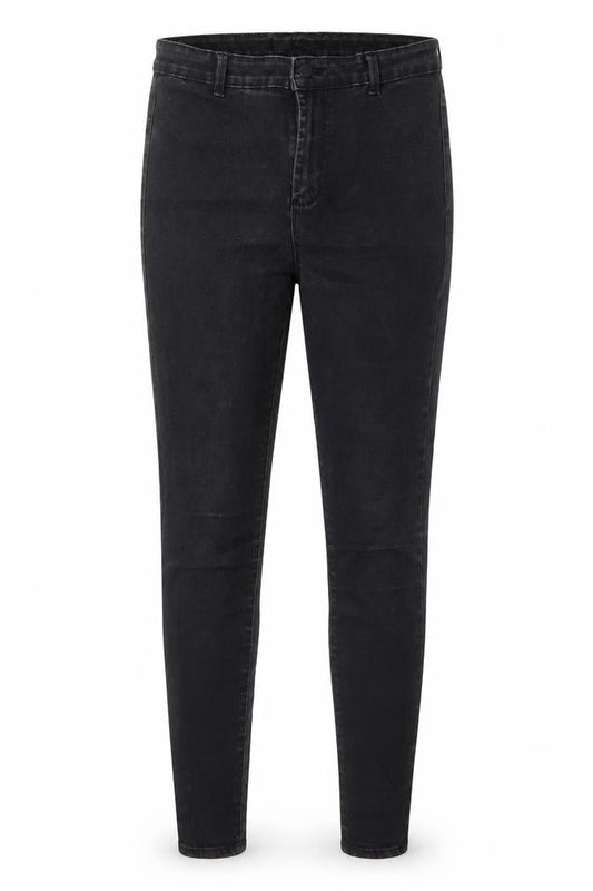 Front view of Denim & Co. women’s black cotton skinny jeans, size UK 12, 29-inch leg regular zip - pockets